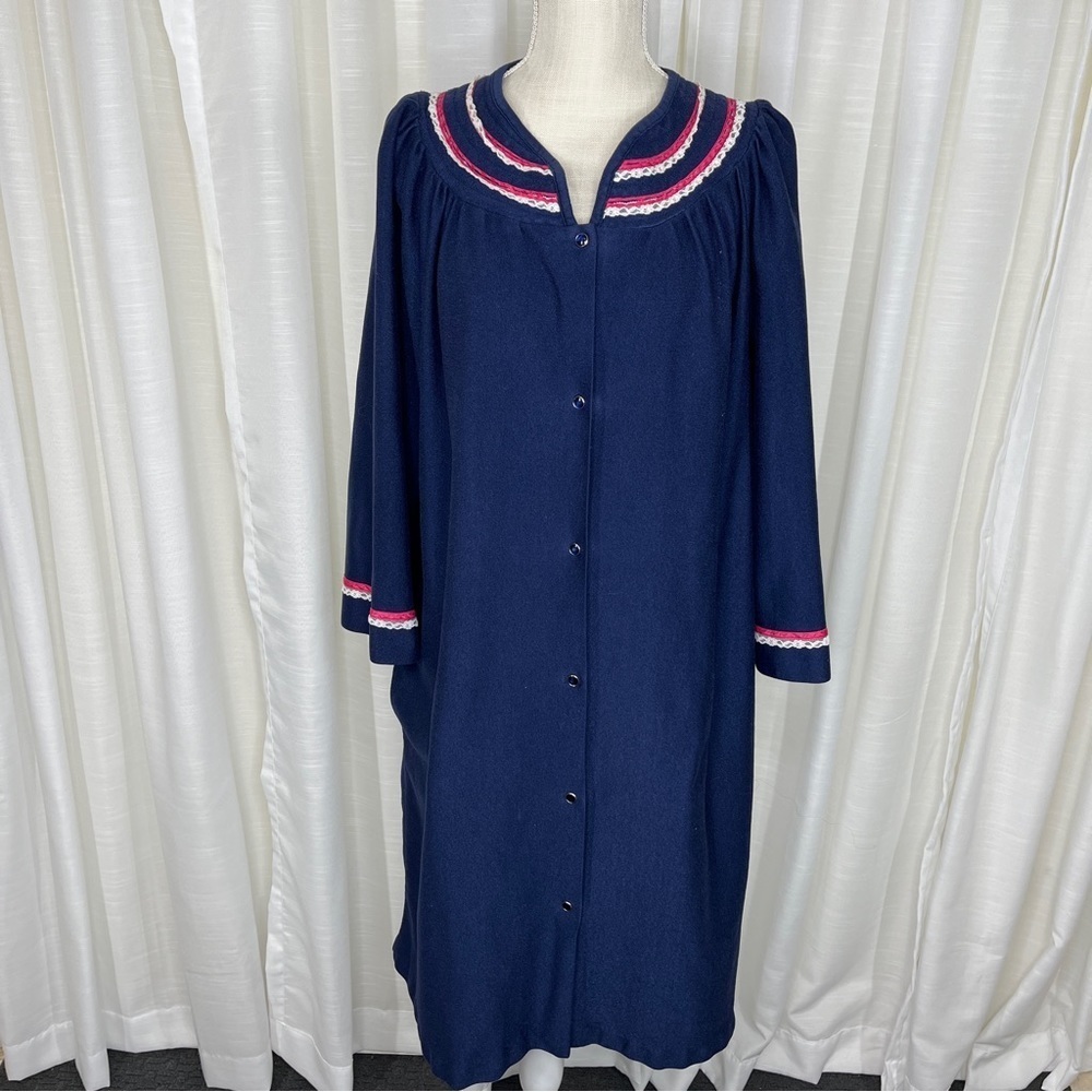 Vintage Grandma Simply Basic Blue House coat